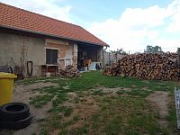 Rodinný dům s rozlehlou zahradou v centru městyse Drnholec. - IMG_20260617_150703.jpg