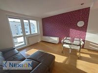 Pronájem novostavby bytu 3+kk, CP 80 m2 - Obývací pokoj s jídelní částí