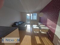 Pronájem novostavby bytu 3+kk, CP 80 m2 - Obývací pokoj s jídelní částí