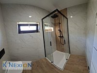 Novostavba RD 5+kk, CP 1.294 m2 Rebešovice - Koupelna se sprochovým koutem a WC ve 2.NP