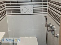 Prodej bezbariérového bytu 3+1, CP 72 m2, po celkové rekonstrukci, Velkopavlovická ul. Brno - Samostatné WC s hygienickou sprchou