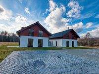 Podkrovní apartmán 3+kk s balkonem | Šumava – Nová Pec | klid, příroda, druhé bydlení - IMG_2273_HDR.jpeg