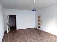 Pronájem atypického bytu 2+k.k. v centru Kutné Hory - 7.jpg