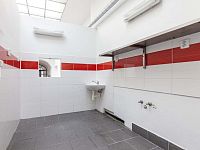 Pronájem velkých obchodních prostor v centru Kutné Hory - IMG_0993.jpg