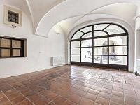 Pronájem velkých obchodních prostor v centru Kutné Hory - IMG_1003.jpg