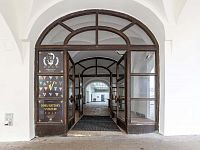 Pronájem velkých obchodních prostor v centru Kutné Hory - IMG_1036.jpg