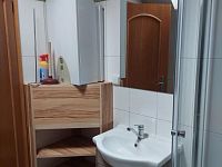 Pronájem atypického bytu 2+kk v blízkosti centra Kutné Hory - 20251023_140912.jpg