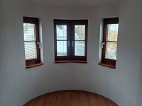 Pronájem atypického bytu 2+kk v blízkosti centra Kutné Hory - 20251023_140943.jpg