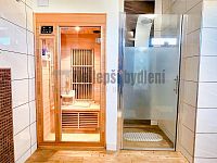 Bungalov 4+kk s velkým pozemkem Babice nad Svitavou - 10L.jpg