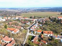 Stavební pozemek 408 m2 Lesní Hluboké, okr. Brno-venkov - 4.JPG