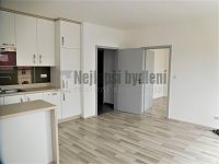 Pronájem bytu 2+kk s terasou, Kuřim, Brno-venkov - 3.JPG