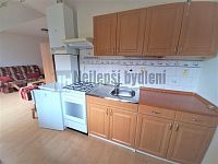 Pronájem bytu 2+kk v cihlovém domě, Staré Brno - 3.jpg