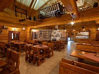 Koliba pod Ještědem  restaurace, motorest v Liberci při hlavním tahu - rekal-10.jpg