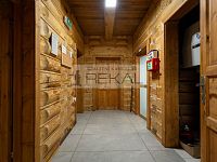 Koliba pod Ještědem  restaurace, motorest v Liberci při hlavním tahu - rekal-30.jpg