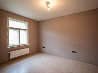 Prodej  bytu 2+kk,  Garážový BOX   pod uzavřením k bytu – v Top centru města , Praha 1 - pzm-21.jpg