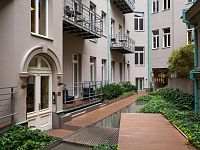 Prodej  bytu 2+kk,  Garážový BOX   pod uzavřením k bytu – v Top centru města , Praha 1 - pzm-6.jpg