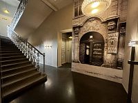 Prodej  bytu 2+kk,  Garážový BOX   pod uzavřením k bytu – v Top centru města , Praha 1