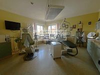 zavedená  zubní ordinace na Praze 6 na konečné MHD - IMG_1034.jpg