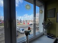 zavedená  zubní ordinace na Praze 6 na konečné MHD - IMG_1036.jpg