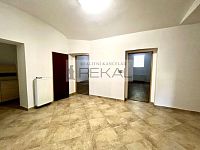 Nebytové obchodní prostory Vinohrady Praha 2 - IMG_9456.jpg