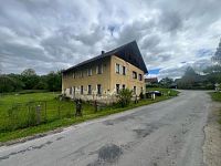 Původní kamenný dům s rozlehlým pozemkem a investičním potenciálem v obci Sezemice - A841B035-B3C3-4AED-A161-DCBCECDF07A0.jpg