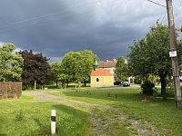 Pozemek stavební a zemědělská půda okr. Rakovník - Jesenice - náves