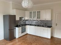 Pronájem bytu 2+kk, 44 m², Praha 9 - Libeň, nezařízený, zrekonstruovaný