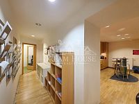 Pronájem kancelářských prostor, 107m2, Praha 3 - Žižkov, nezařízené, 3 místnosti, soc. zázemí - Foto 10