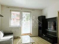 Pronájem bytu 2+kk/T, 57 m2, Praha 8 - Libeň, zařízený, šatna - Foto 4