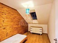 Pronájem podkrovního bytu 4+kk v rodinném domě, 120 m2, Praha-Petrovice, zařízený - Foto 8