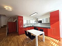 Pronájem mezonetového bytu 3+kk/T, 69 m2, Praha 9 - Libeň, parkovací stání - Foto 2