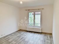 Pronájem bytu 3+kk/B, 80 m2, Praha 8 - Kobylisy - Foto 6