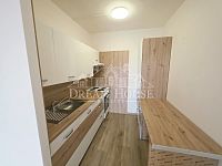 Pronájem bytu 2+kk, 45 m2, Beroun-Město, nezařízený, sklepní kóje, po rekonstrukci