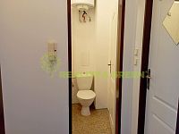 Pronájem bytu 2+KK, 32 m2 s balkonem, Šafaříkova ul., Tábor - 1734023971818.jpg