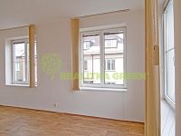 Pronájem bytu 2+KK Tábor, ul. Šafaříkova, CP 40 m2 - PC070861.JPG