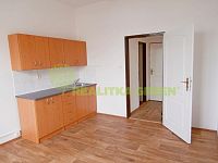 Pronájem bytu 2+KK Tábor, ul. Šafaříkova, CP 40 m2 - PC070869.JPG