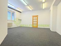 Pronájem kancelářských a obchodních prostor, Halenkov, okr. Vsetín, CP 15 m2 - IMG-20250714-WA0001.jpg