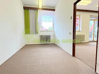 Pronájem kancelářských a obchodních prostor, Halenkov, okr. Vsetín, CP 15 m2 - IMG-20250714-WA0003.jpg