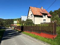 Prodej podílu 6/8 RD Vsetín, ul. Dlúhé, CP 992 m2 - 57278086-7b33-44fe-b716-94d3f15a0c61.JPG