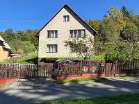 Prodej podílu 6/8 RD Vsetín, ul. Dlúhé, CP 992 m2 - 640b48f8-792a-4fa1-8685-159fe10ae71f.JPG