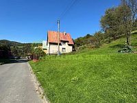 Prodej podílu 6/8 RD Vsetín, ul. Dlúhé, CP 992 m2 - 8111a0d5-d507-43e6-bda3-d365abffde2d.JPG