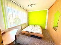 Převod družstevního bytu 2+1 s lodžií, Vsetín, ul. Bratří Hlaviců, CP 43 m2 - IMG-20251107-WA0006.jpg