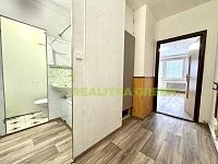 Pronájem bytu 2+kk s lodžií, Vsetín, ul. Okružní, CP 40m2 - IMG_9741.jpg