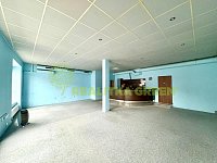 Pronájem komerčních prostor vč. bytové jednotky v obci Napajedla, CP 317 m2 - 5810db06-ec83-4d11-b3d4-03b70160af81.jpg