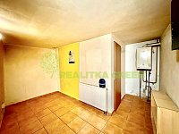 Pronájem komerčních prostor vč. bytové jednotky v obci Napajedla, CP 317 m2 - bc5e2010-47d6-4bfa-bf73-acb266f58cb3.jpg