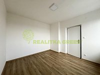 Prodej bytu 3+1 Zlín, ul. Slovenská, CP 81 m2 - IMG_3516.jpeg