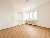 Prodej cihlového bytu 3+1 Zlín, ul. Slovenská, CP 71 m2 - 32624E4F-3CDE-48C1-9826-583E11F0EFB0.jpeg