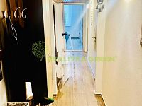 Prodej bytu 3+1 Vsetín, ul. Dolní Jasenka, CP 69,6 m2 - chodba.jpeg