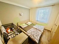 Prodej bytu 3+1 Vsetín, ul. Dolní Jasenka, CP 69,6 m2 - ložnice.jpeg