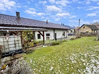 Prodej rodinného domu 4+1 v obci Ratiboř, okr. Vsetín, CP 555 m2 - EA8C8425-B781-465A-8F47-8D605882C6E4.jpeg